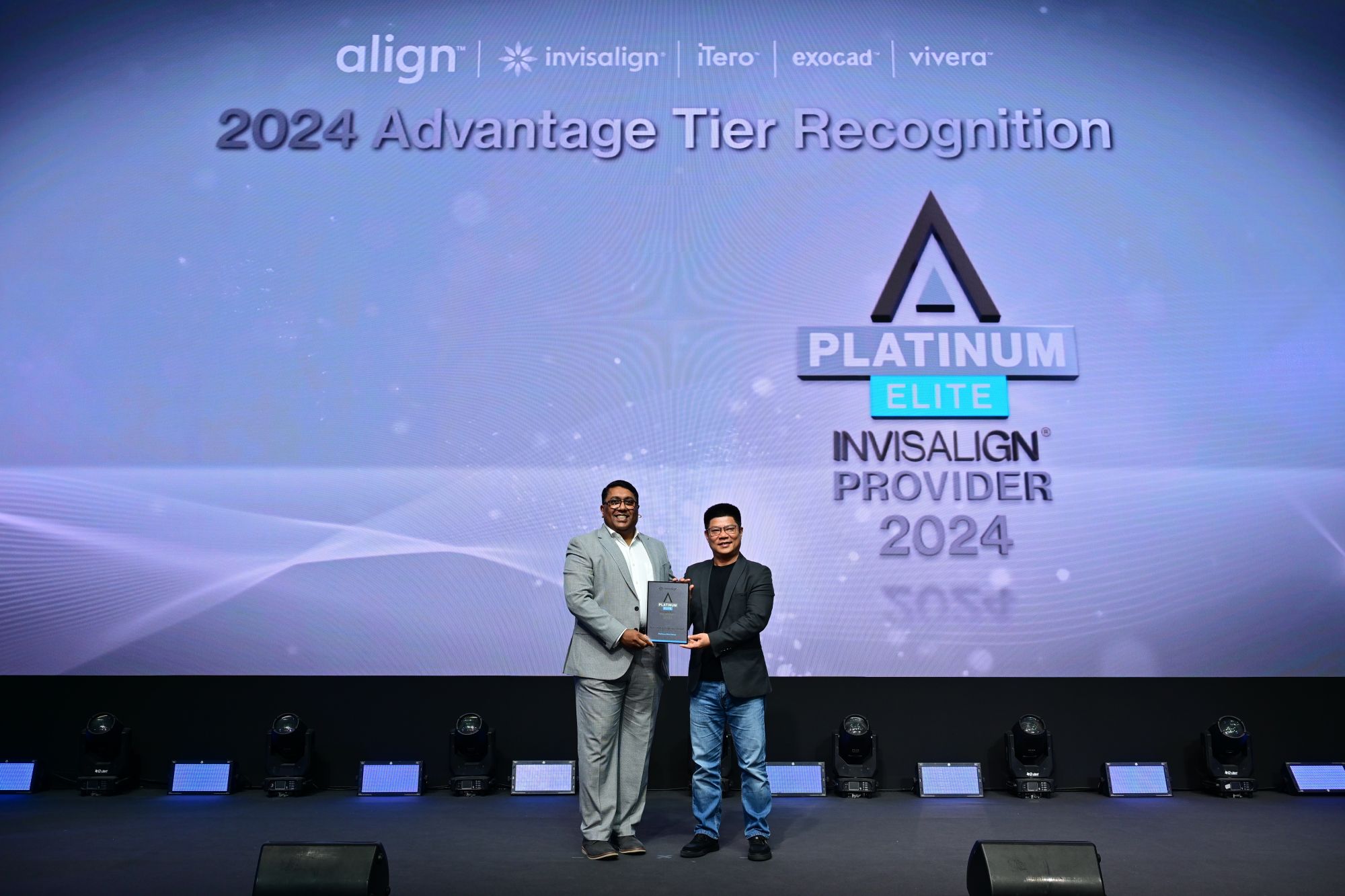 nha khoa nụ cười việt được vinh danh tại hội nghị thượng đỉnh invisalign apac 2025