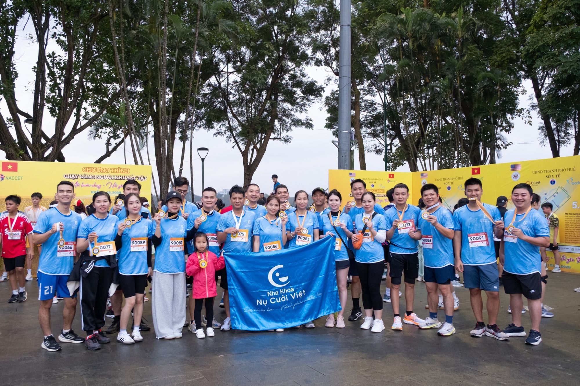 nụ cười việt tham gia giải chạy mỗi bước chạy nối yêu thương 2025