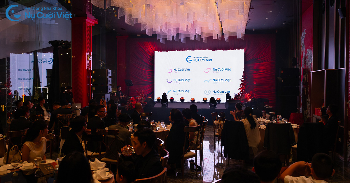 ra mắt bộ nhận diện thương hiệu mới nha khoa nụ cười việt